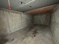 Garage   — photo 2
