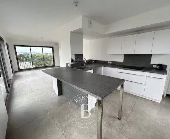 Duplex L T5