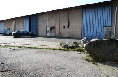 Locaux professionnels 844 m² - Lons — photo du bien