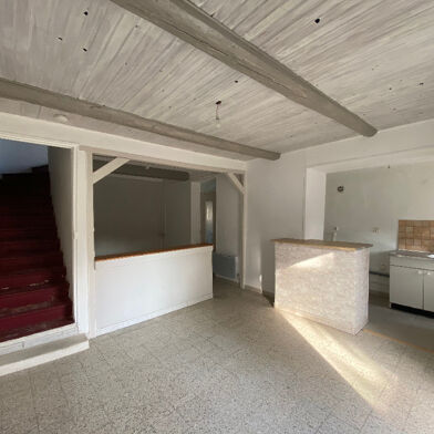 Maison 3 pièces 659 €