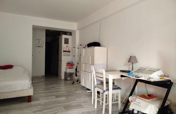 Fabron grand studio de 35m² + garage fermé — photo 5