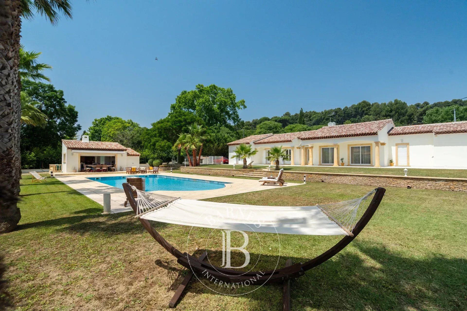 Villa / Maison  T7 à vendre Aubagne 13400