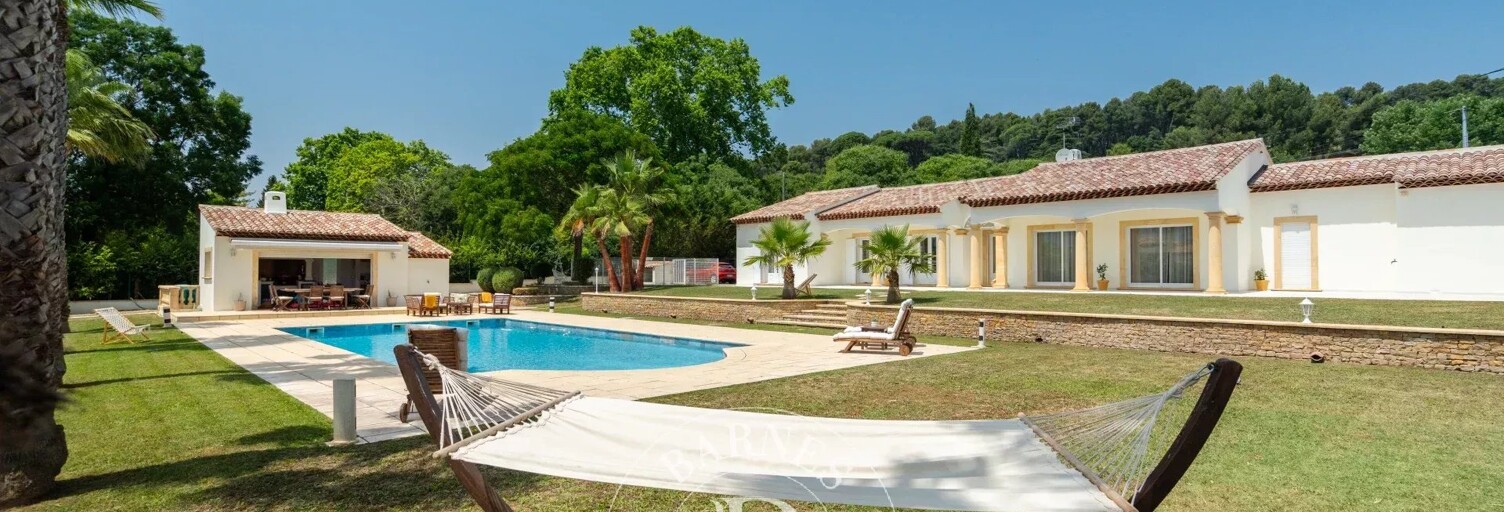 Maison 7 Pièces 250 m² à vendre à Aubagne (13400)