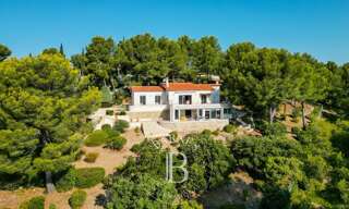 Maison 7 Pièces 205 m² à vendre à Cassis (13260)