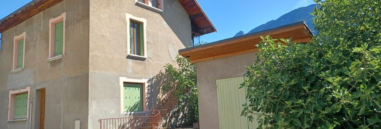Maison 10 Pièces 128 m² à vendre à Saint-Rémy-de-Maurienne (73660)