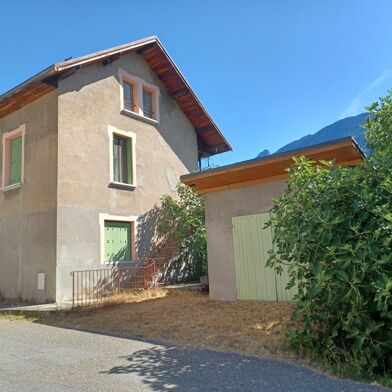 Maison 10 pièces 108000 €