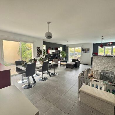 Maison 4 pièces 239000 €