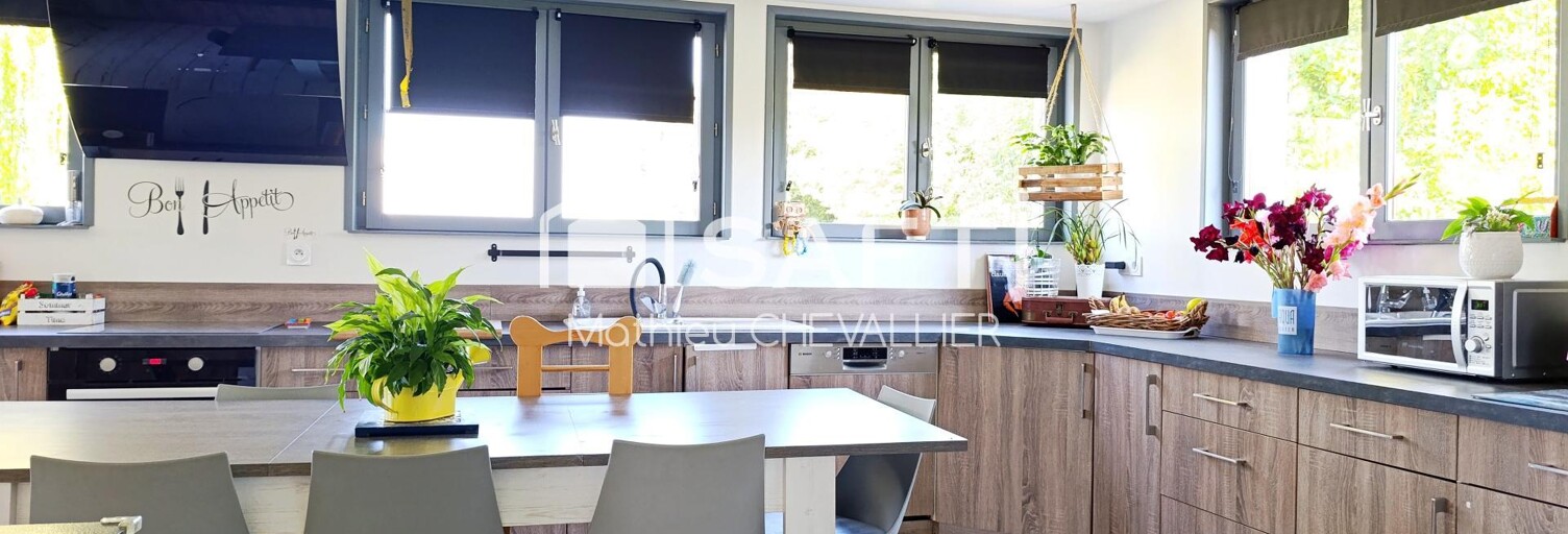 Maison 8 Pièces 168 m² à vendre à Airaines (80270)