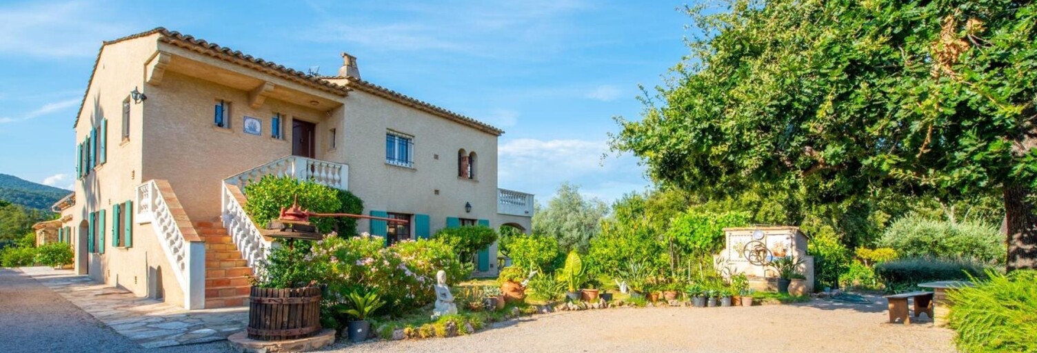 Maison 8 Pièces 247 m² à vendre à Grimaud (83310)