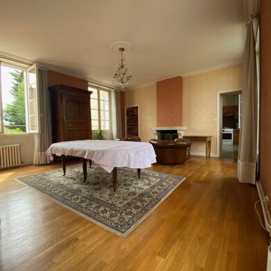 Appartement 5 pièces 367500 €