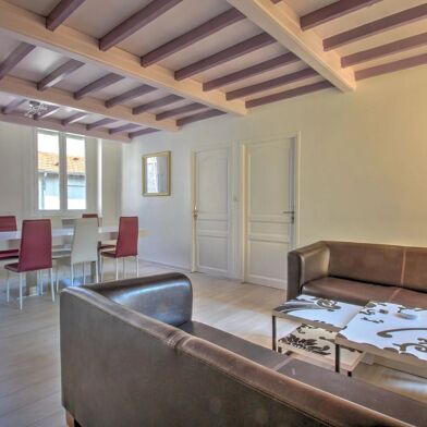 Appartement 3 pièces 700 €