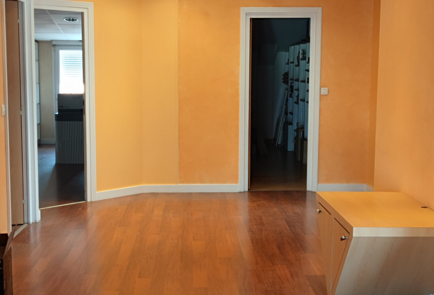 WITRY LES REIMS, Bureaux à louer — photo 1