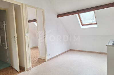 TOUCY - APPARTEMENT F2 — photo du bien