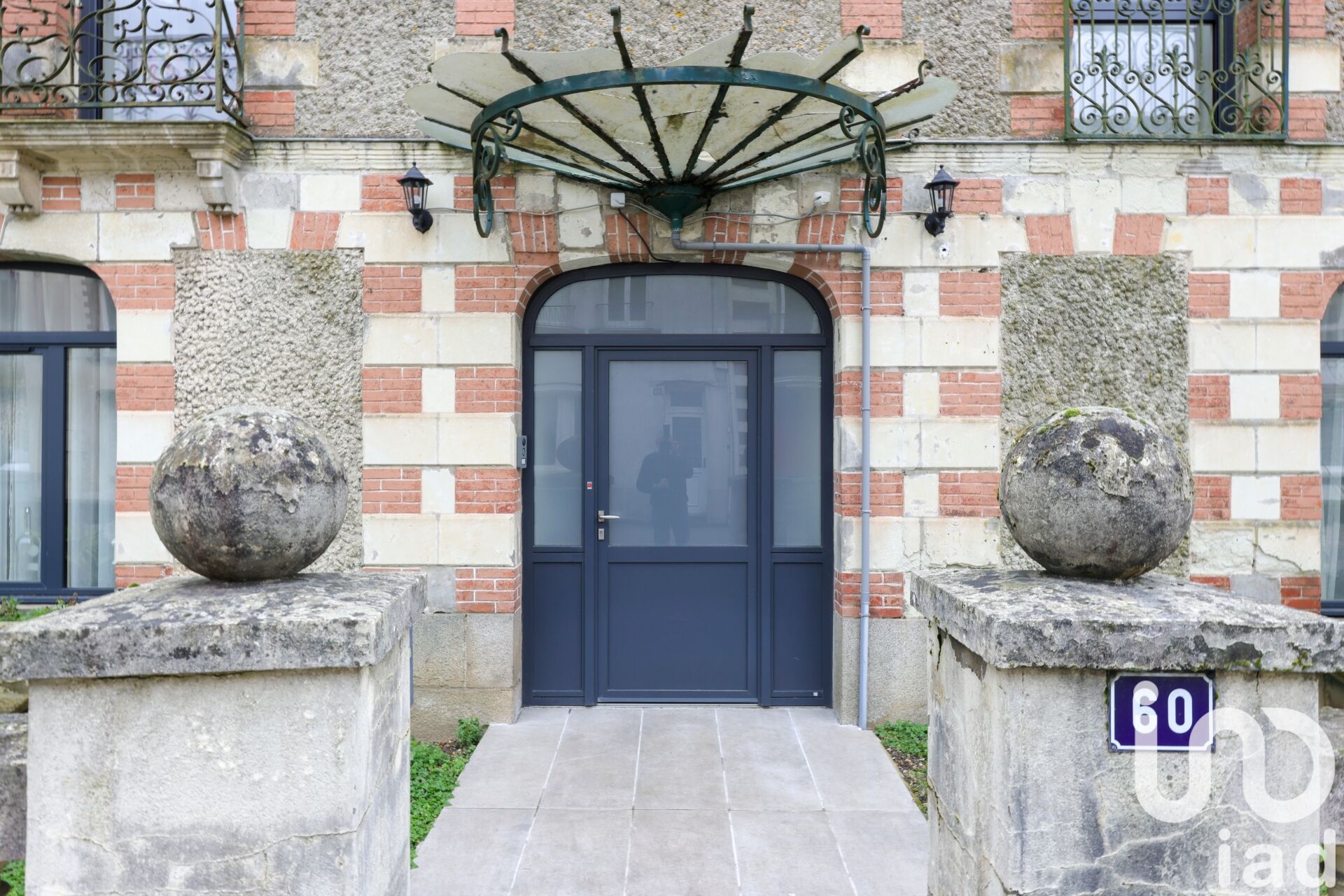 La-Meilleraye-De-Bretagne - 377m² - 10p.