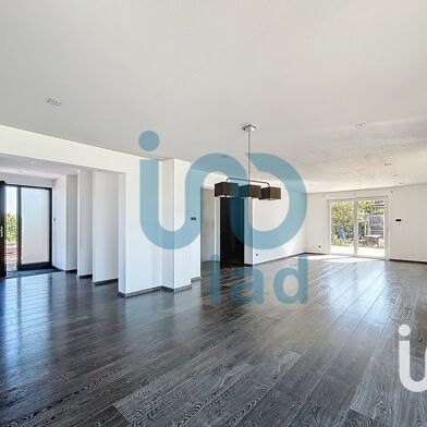 Maison 7 pièces 360000 €