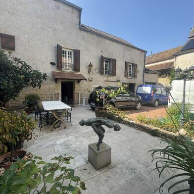 Maison 9 pièces 399000 €