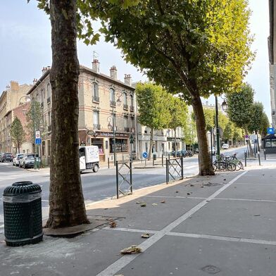 Commerce  370000 €