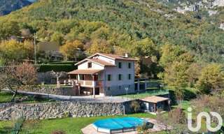 Maison 5 Pièces 151 m² à vendre à Roquebillière (06450)