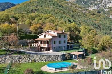 Maison 5 pièces 495000 €