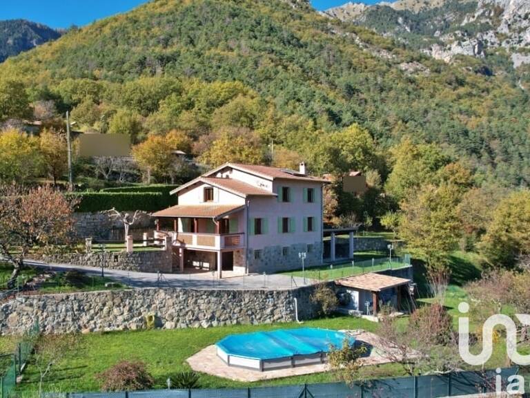 Vente Maison/villa 5 pièces — photo 1