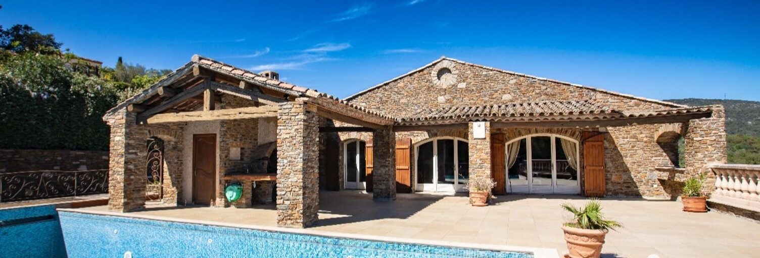 Maison 15 Pièces 497 m² à vendre à Grimaud (83310)