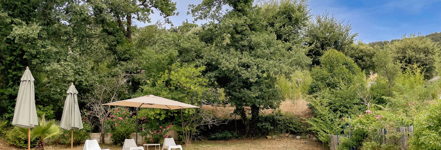 Maison 5 Pièces 130 m² à vendre à Collobrières (83610)