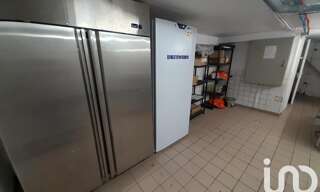 Immeuble  600 m² à vendre à Lesquin (59810)