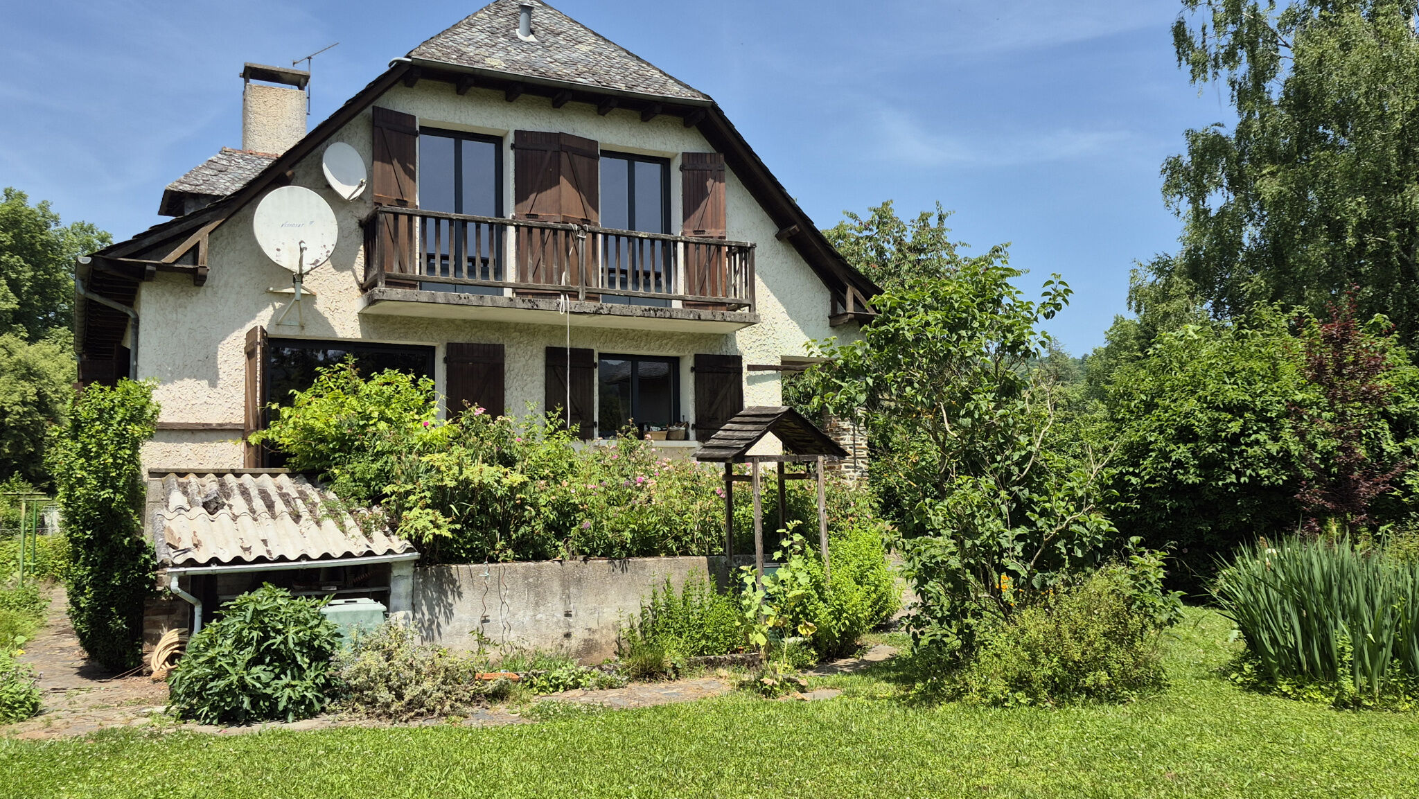 Villa / Maison  T7 à vendre Espalion 12500