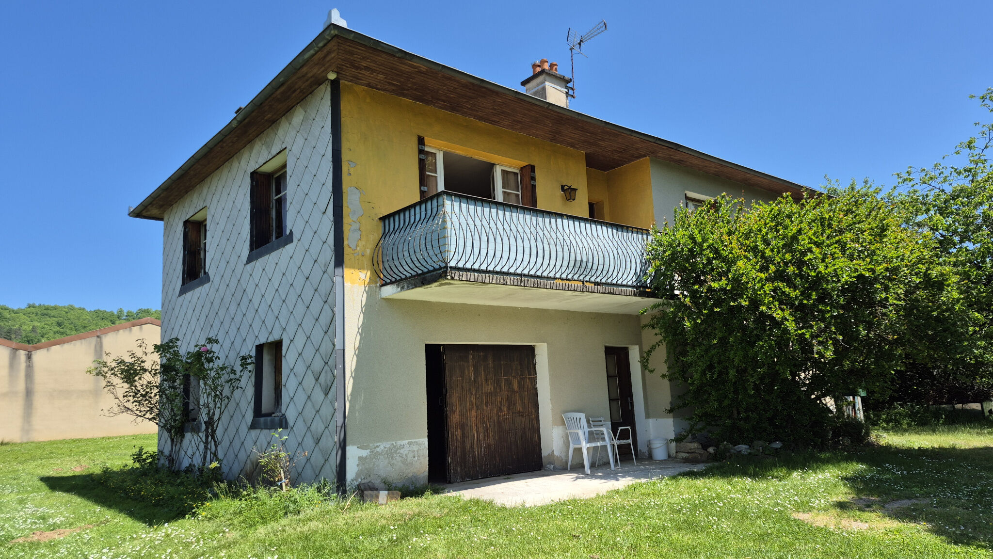 Villa / Maison  T5 à vendre Saint-Côme-d'Olt 12500