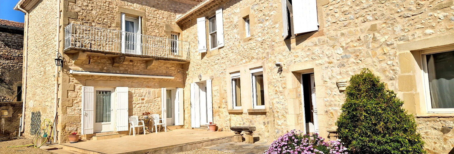 Maison 8 Pièces 221 m² à vendre à Combas (30250)