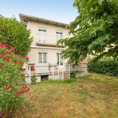 Maison 5 pièces 303688 €