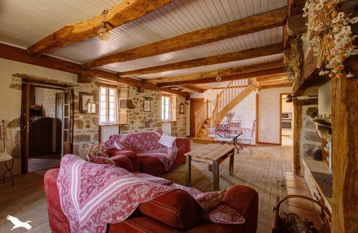 Maison en pierre de 6 pièces principales — photo 3