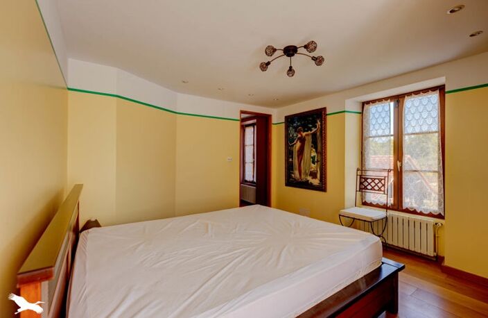 Maison en pierre de 6 pièces principales — photo 5
