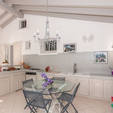 Maison 9 pièces 649000 €