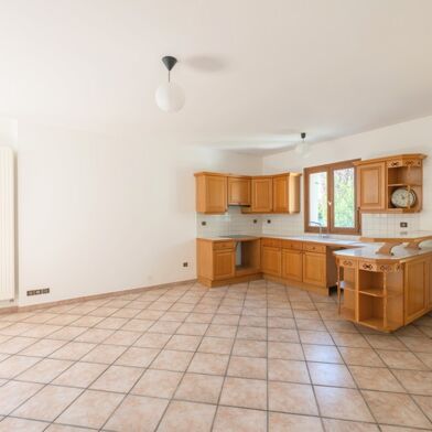 Maison 5 pièces 699900 €