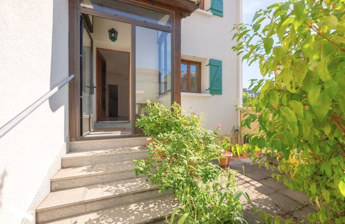 Maison de ville de 5 pièces principales — photo 2