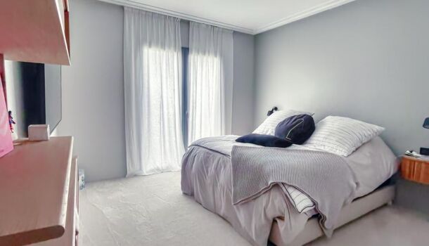 Villa / Maison 8 pièces  à vendre Cormontreuil 51350