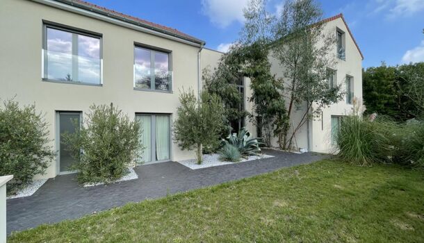 Villa / Maison 8 pièces  à vendre Cormontreuil 51350