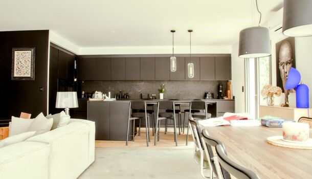 Villa / Maison 8 pièces  à vendre Cormontreuil 51350