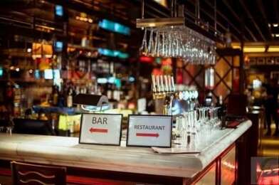 Commerce 3 pièces 89600 €