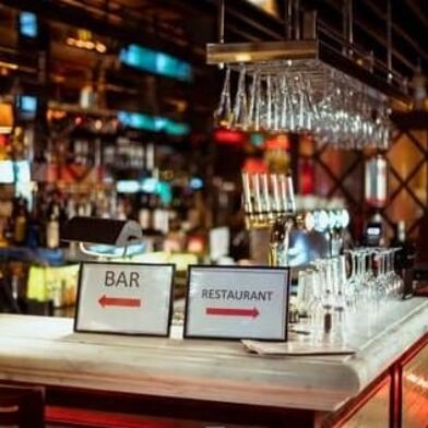 Commerce 3 pièces 89600 €