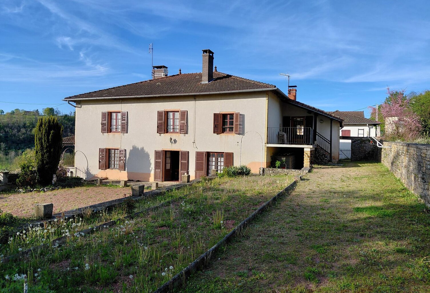 Vente maison 8 pièces 250 m² Charlieu (42190) — photo 1
