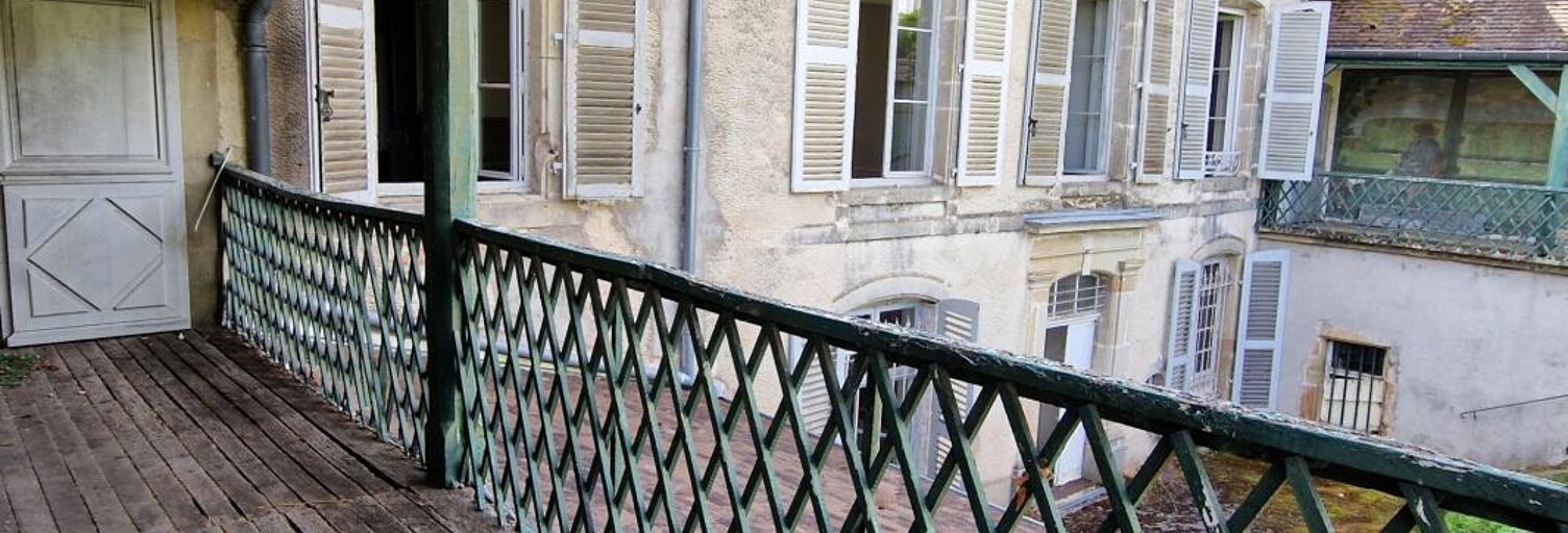 Maison 14 Pièces 402 m² à vendre à Bourbonne-les-Bains (52400)