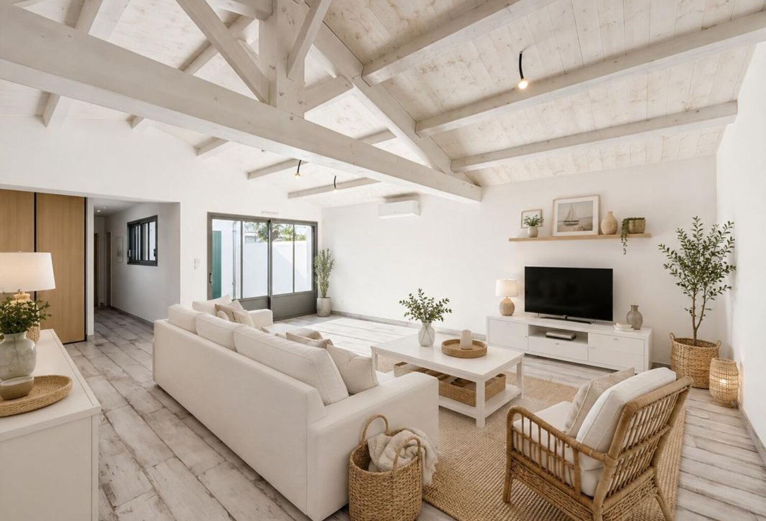 Le Bois-Plage-en-Ré – Maison neuve avec patio, suite parentale et stationnement — photo 1