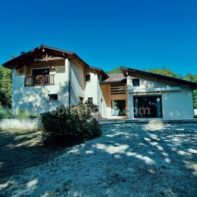 Maison 6 pièces 380000 €