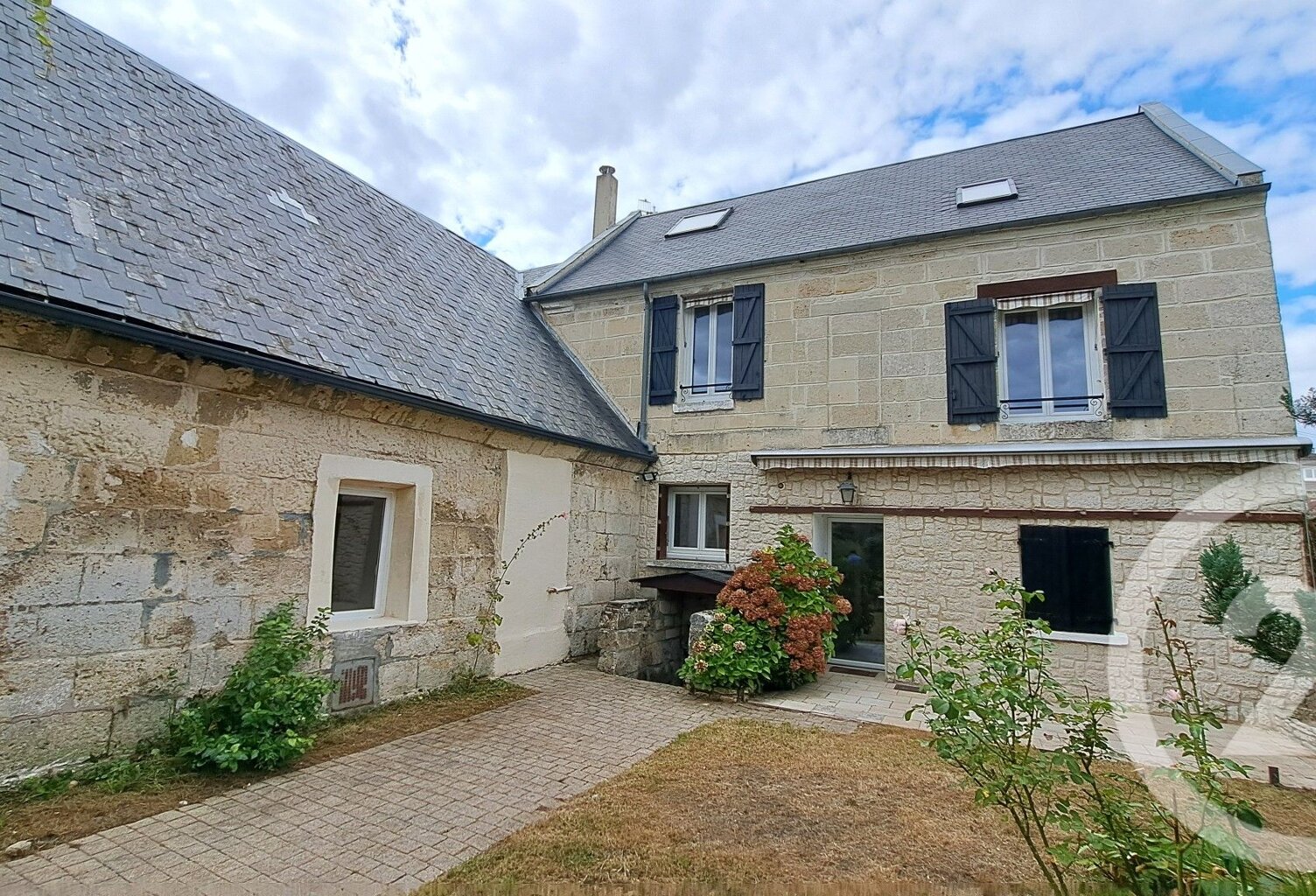 Vente maison 9 pièces 300 m² Soissons (02200) — photo 1