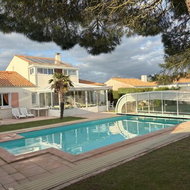 Maison 5 pièces 531900 €