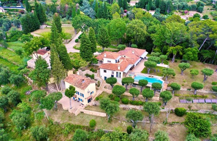Propriété prestigieuse sur plus de 3,4 hectares — photo 3