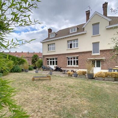 Maison 9 pièces 450000 €