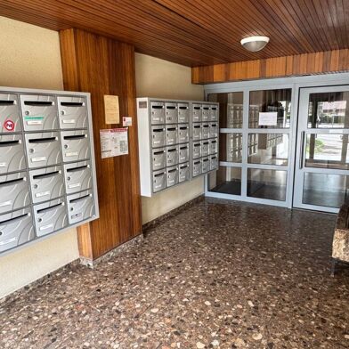 Appartement 3 pièces 55500 €